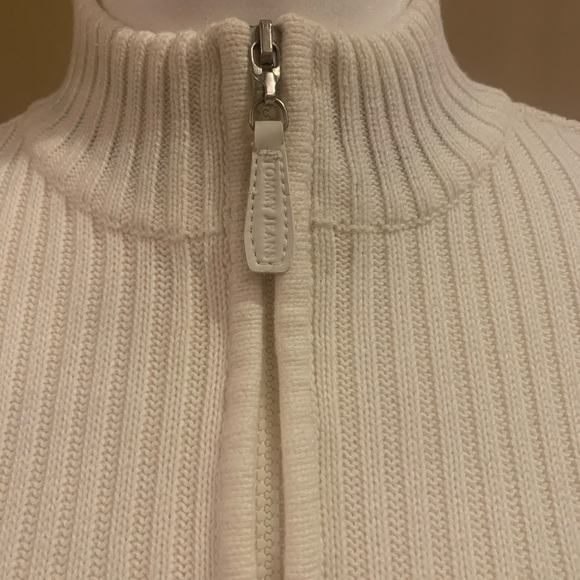 Tommy Hilfiger quarter zip sweater - Picture 4 of 7